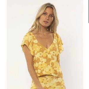 Amuse Society Still You Short Sleeve Woven